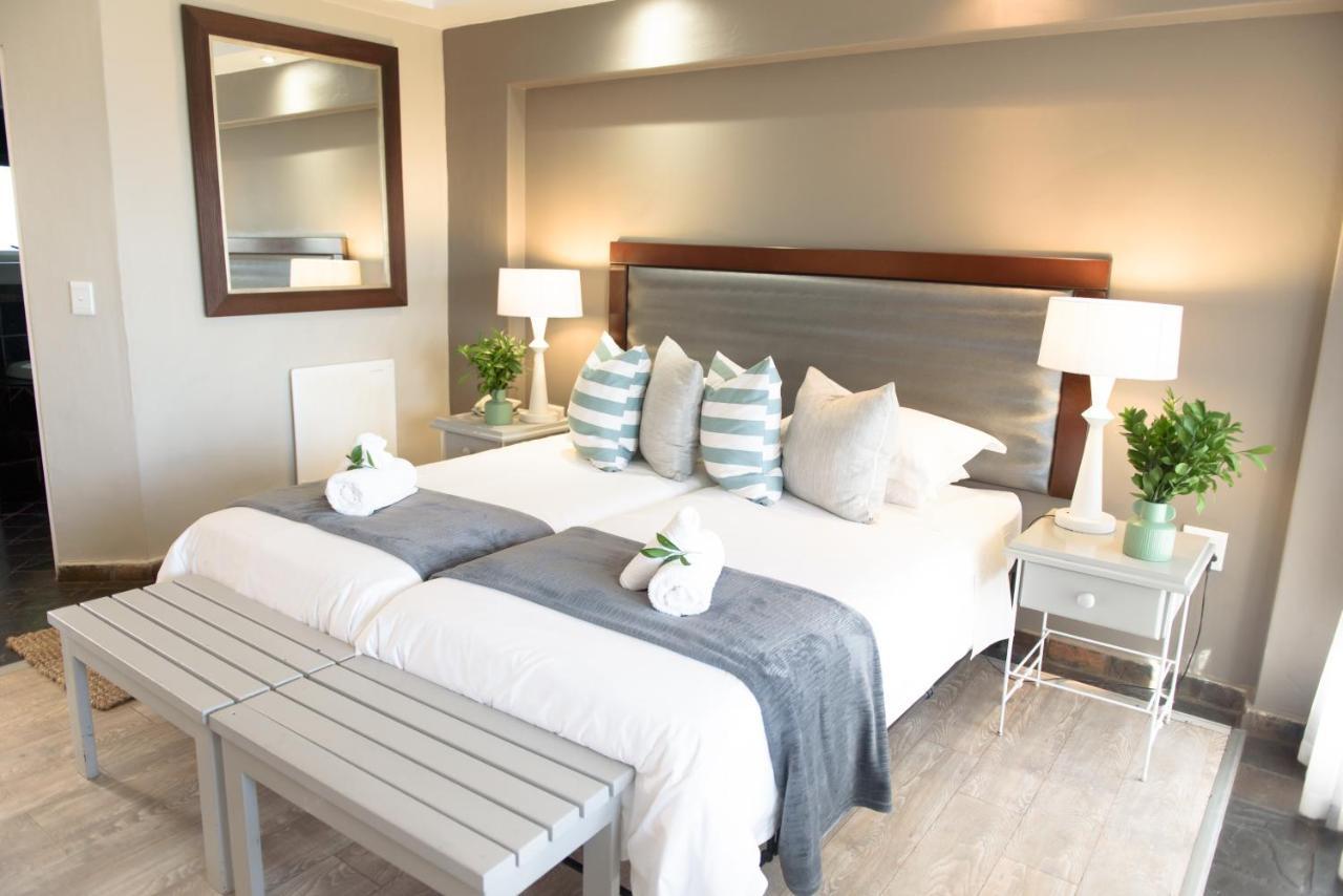 Whalesong Hotel & Spa Plettenberg Bay Extérieur photo